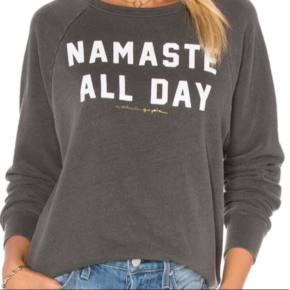 Spiritual Gangster Tops - Spiritual Gangster gray comfy sweatshirt sz s